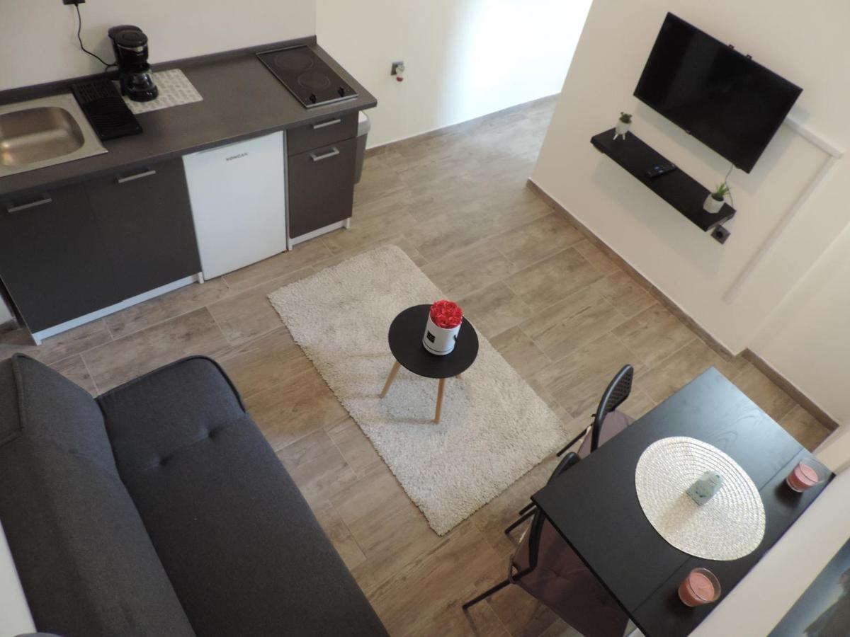 Apartment Carla Split Bagian luar foto