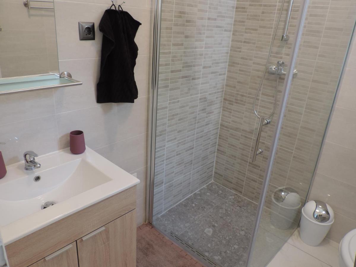 Apartment Carla Split Bagian luar foto
