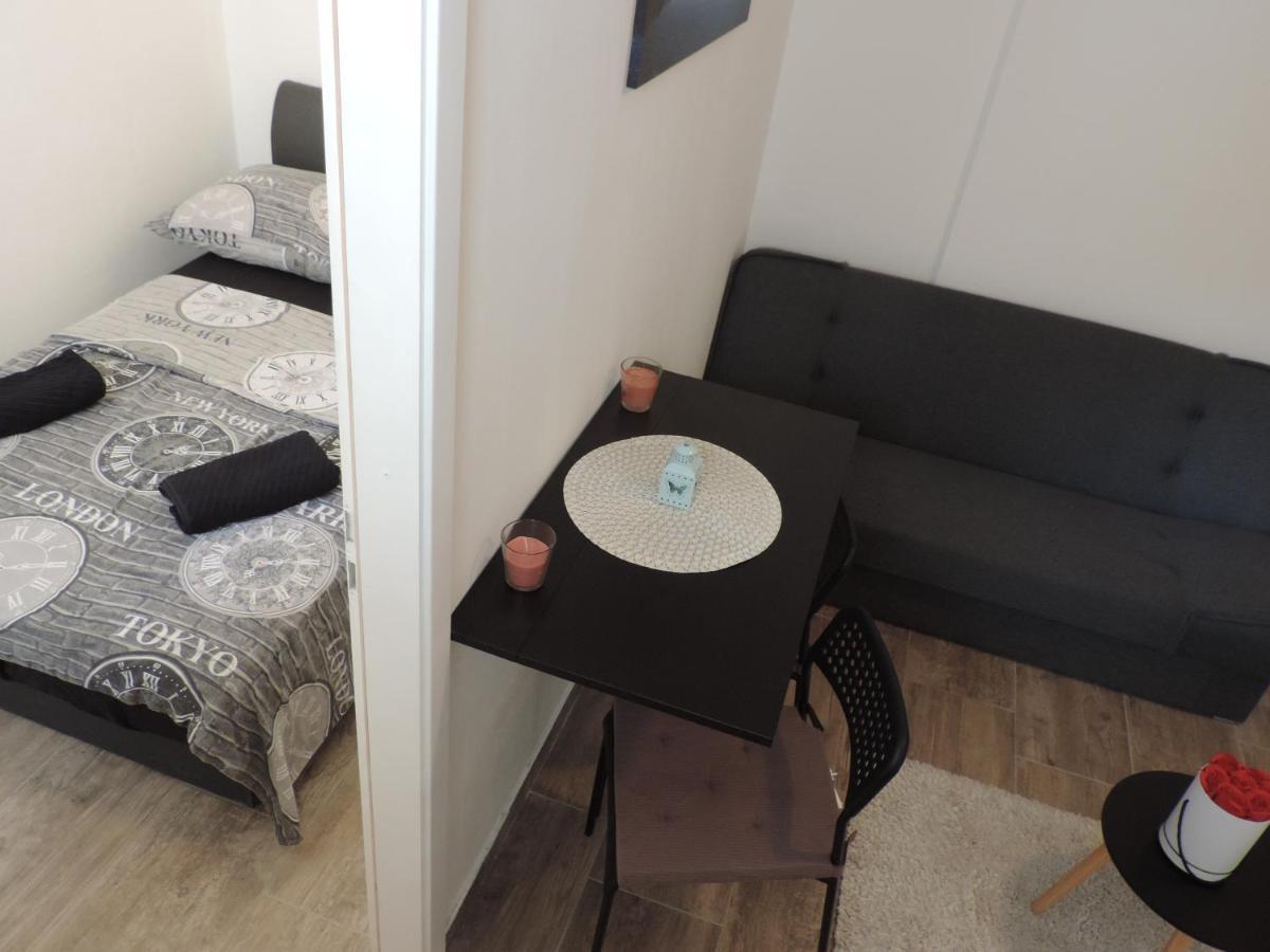 Apartment Carla Split Bagian luar foto